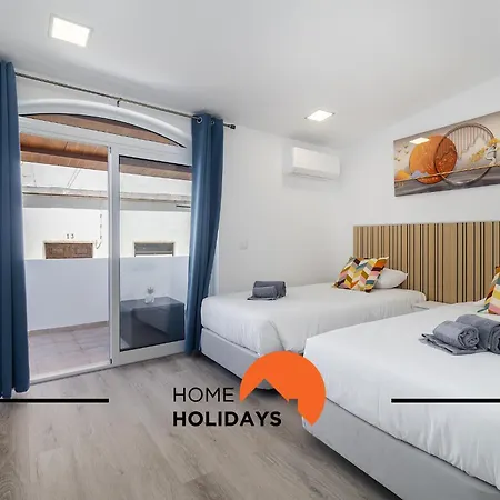Appartamento #305 Sea House By Holidays *
