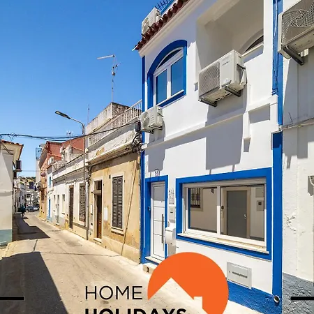 #305 Sea House By Holidays Appartamento