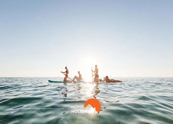 #305 Sea House By Holidays Daire